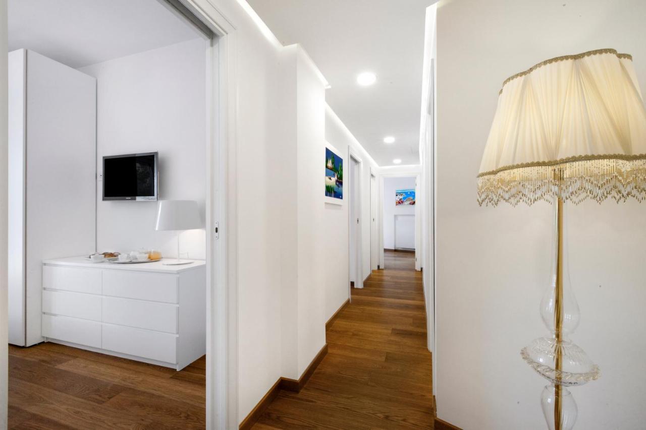Sorrentovibes - Luxury Home Sea View & Jacuzzi In Sorrento Centre Ngoại thất bức ảnh