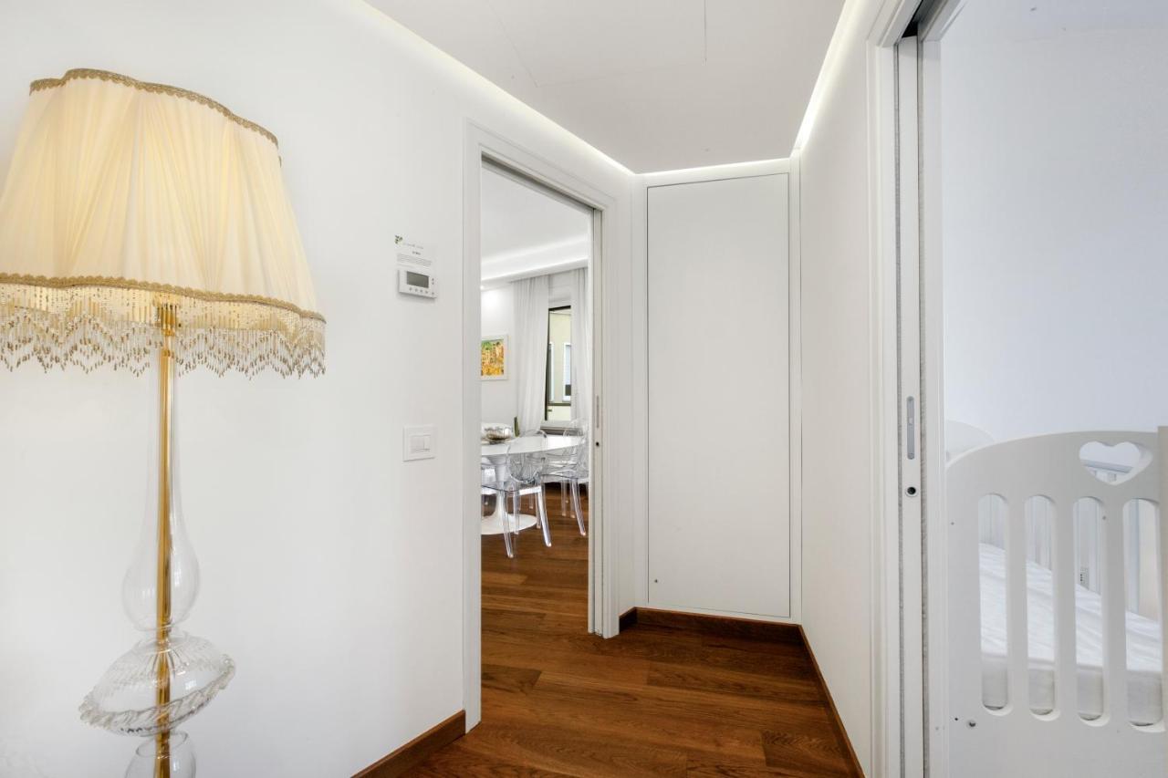 Sorrentovibes - Luxury Home Sea View & Jacuzzi In Sorrento Centre Ngoại thất bức ảnh