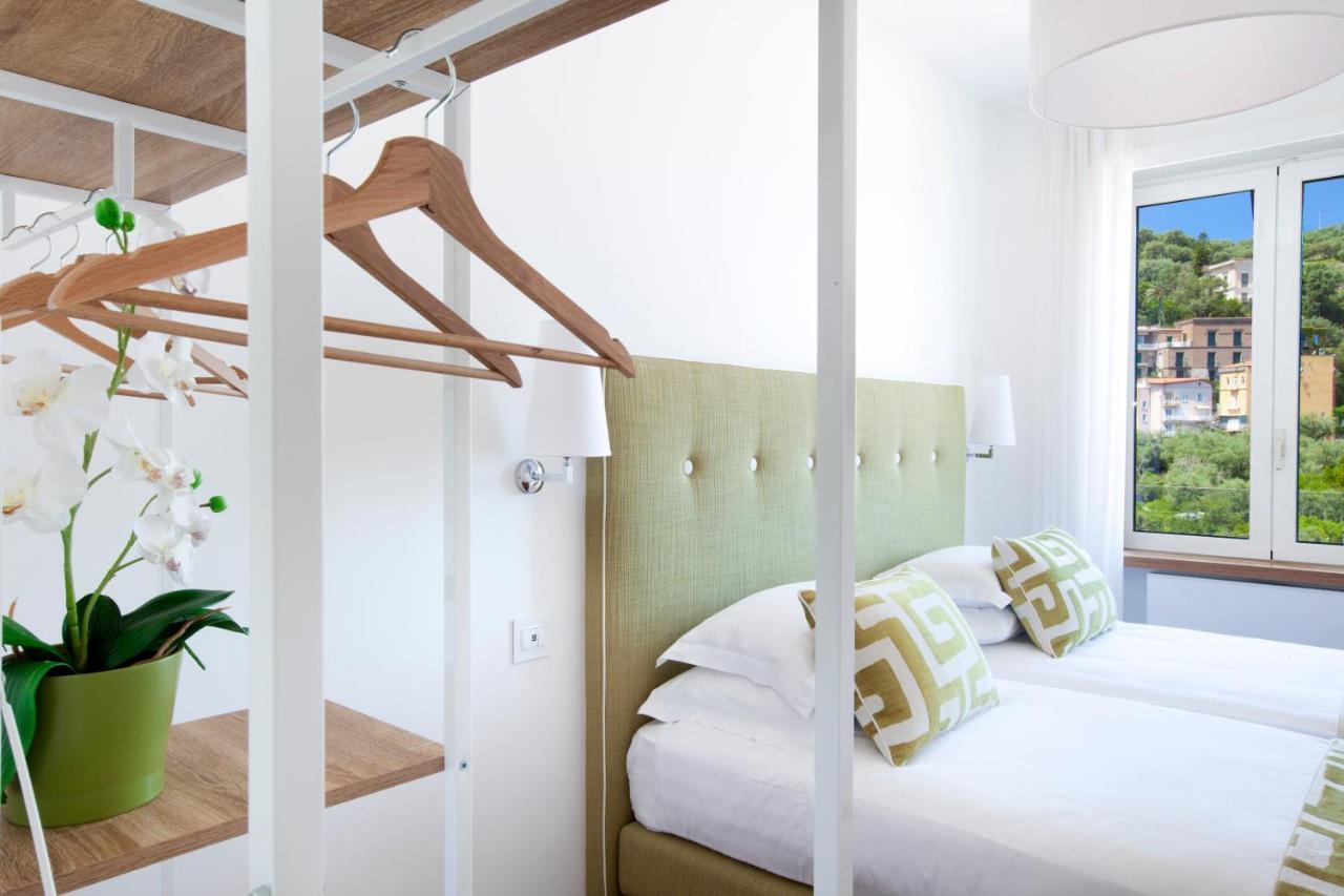 Sorrentovibes - Luxury Home Sea View & Jacuzzi In Sorrento Centre Ngoại thất bức ảnh